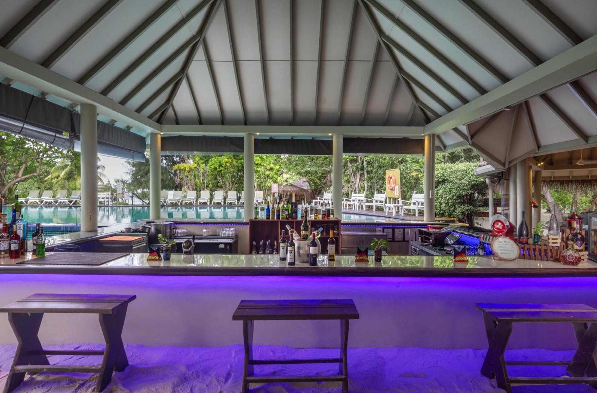 Готель Adaaran Select Huduran Fushi Hudhuranfushi Екстер'єр фото