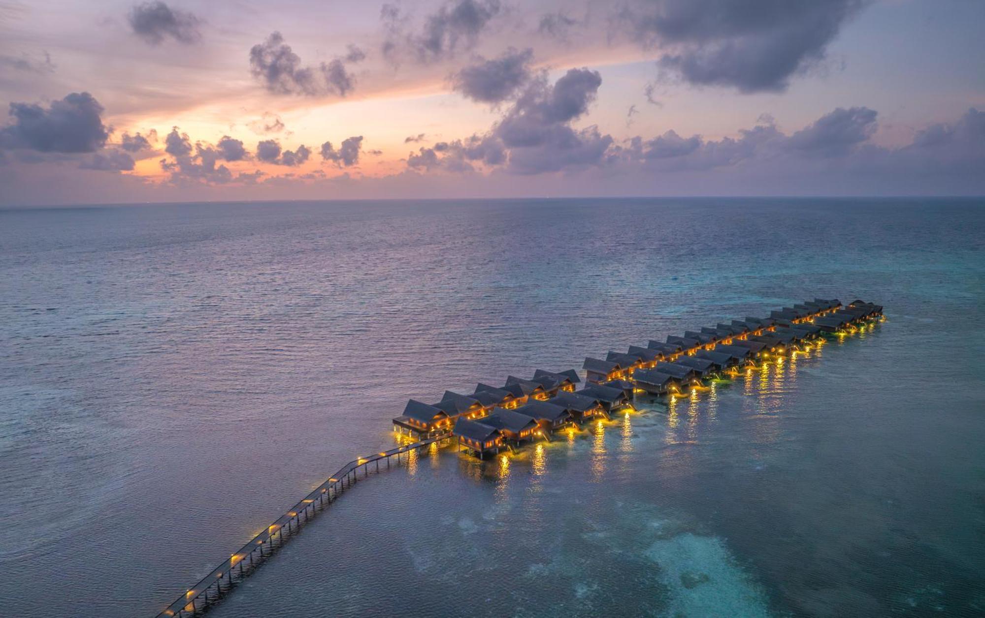 Готель Adaaran Select Huduran Fushi Hudhuranfushi Екстер'єр фото
